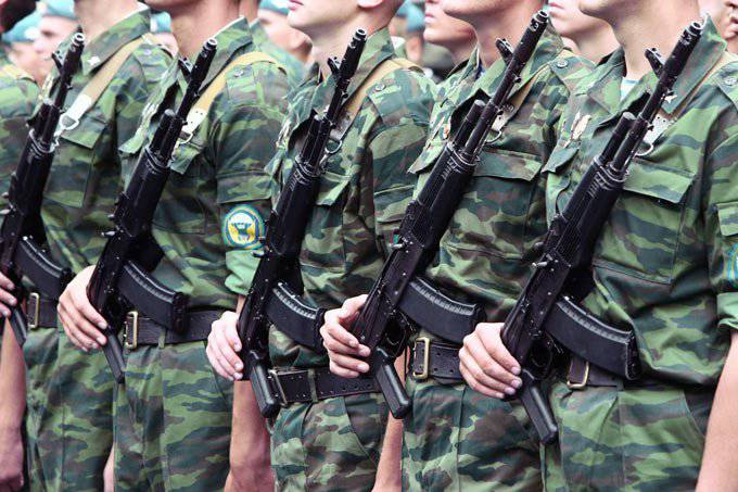 Результаты опроса "ФОМ": в России около 74% граждан считают армию способной обеспечить безопасность страны