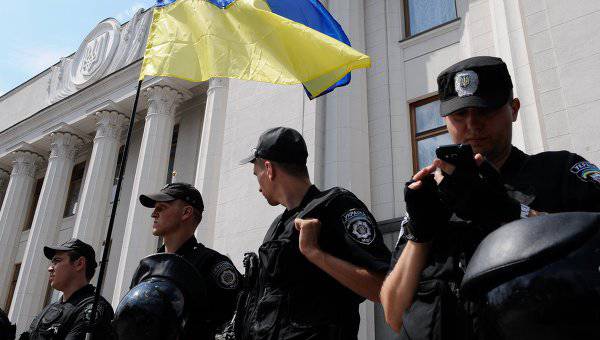 Киевские радикалы начали репетировать третий Майдан