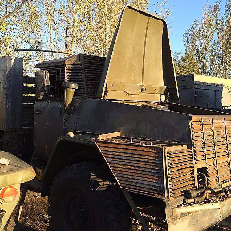 Руководство Минобороны Украины зарабатывает деньги на ремонте военной техники волонтёрами