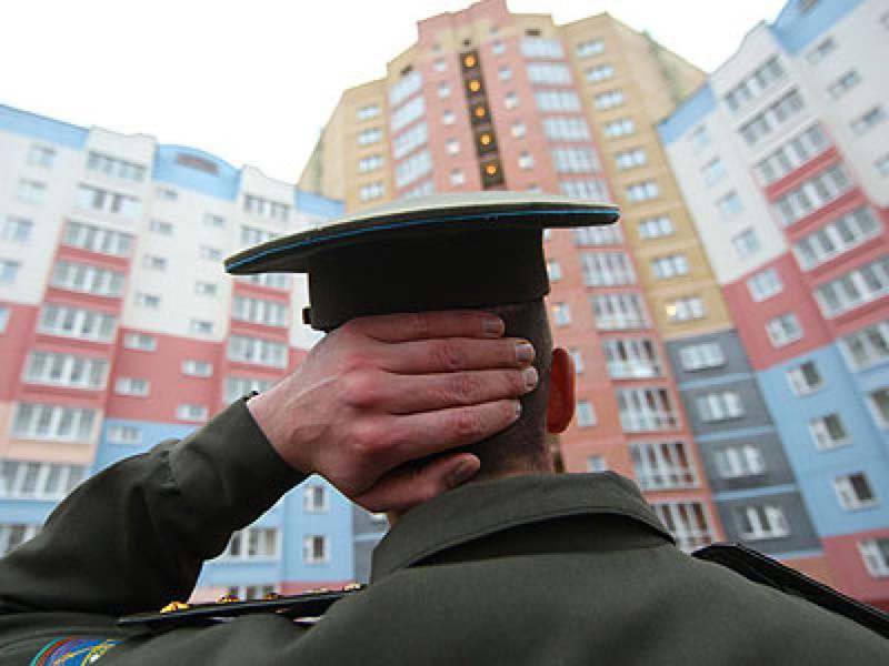 В частях ВВО более тысячи военнослужащих получили субсидии на жильё