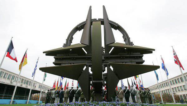 Главком ВВС РФ: НАТО увеличивает активность в Европе, прикрываясь украинским кризисом
