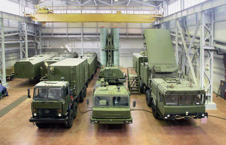 В российские войска начали поступать зенитные ракетные системы С-300В4