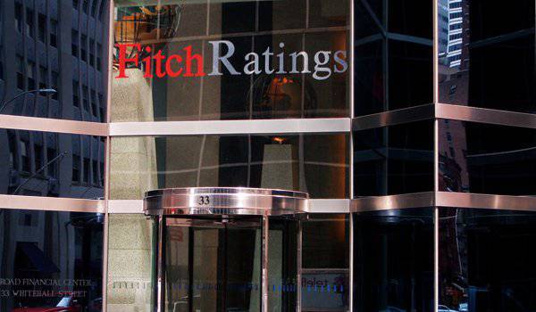 Fitch по политическим мотивам понизило кредитный рейтинг России