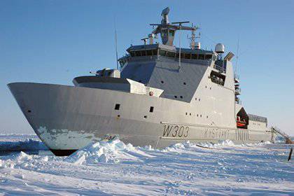 Канада собирается построить 5 военных арктических ледоколов
