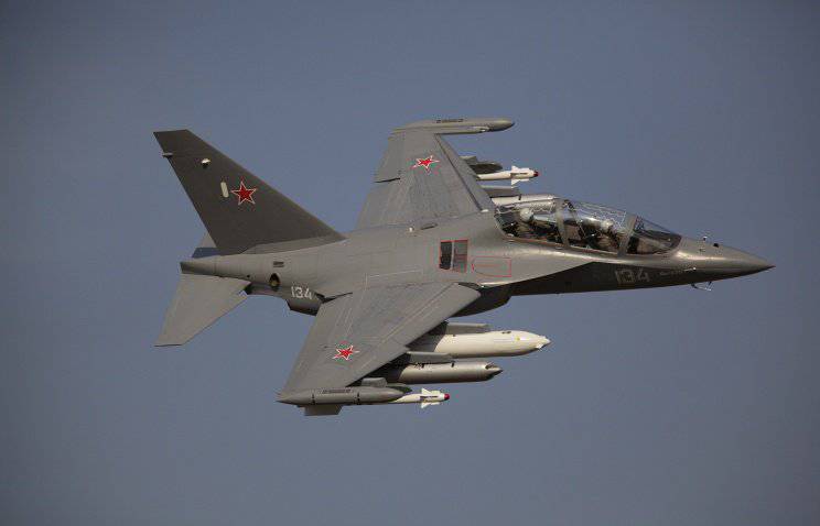 Российские военные получили 5 новейших учебно-боевых самолетов Як-130