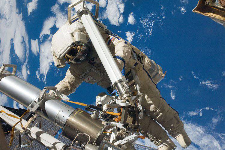 НАСА намерено доставлять астронавтов на МКС российскими ракетами до 2018 г. включительно