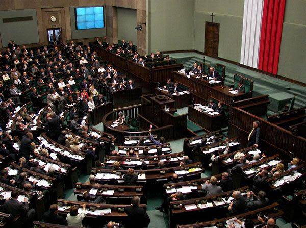 В польский Сейм внесён проект резолюции по Украине в связи с культивацией Киевом идей радикального национализма
