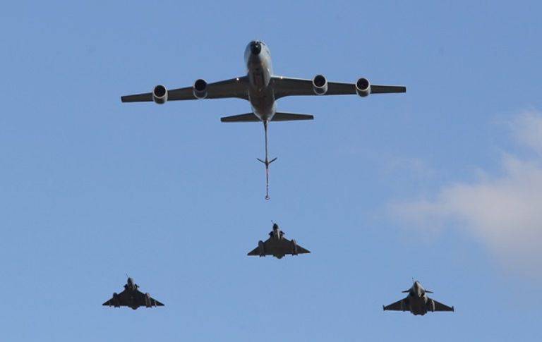 Британские ВВС начали серию учений по отражению российских «налётов»