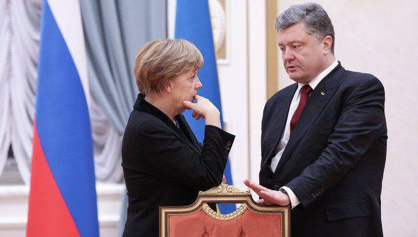 Петр Порошенко и Ангела Меркель провели телефонные переговоры по ситуации на востоке Украины