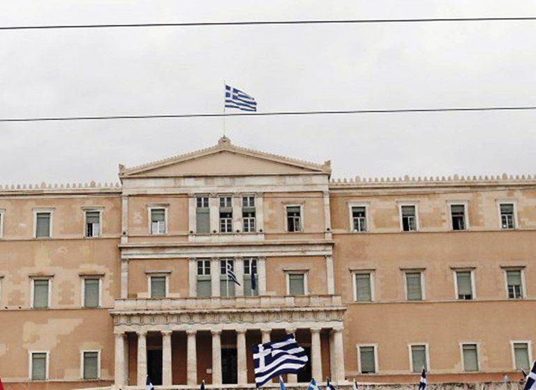 СМИ: Греция на грани дефолта