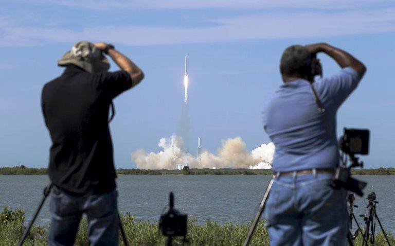 SpaceX: снова не удалось сохранить первую ступень ракеты для последующего использования