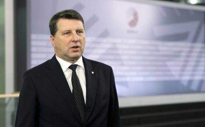 Латвийский премьер знает целых три средства для "сдерживания России"