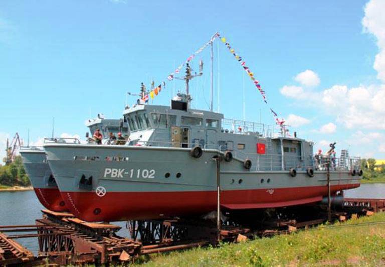 В Нижнем Новгороде спущены на воду 2 рейдовых катера