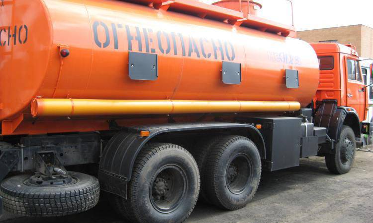 В Новосибирске похитили топливо, предназначенное для армии
