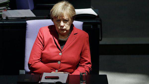 Немецкое издание: Действия Вашингтона угрожают политической карьере Ангелы Меркель