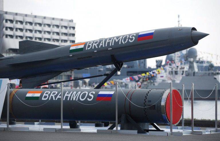Поставки авиационной версии «БраМос» начнутся в следующем году