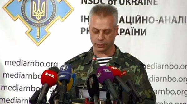 Лысенко заявил, что ВСУ снова отводят тяжёлую технику от линии разграничения