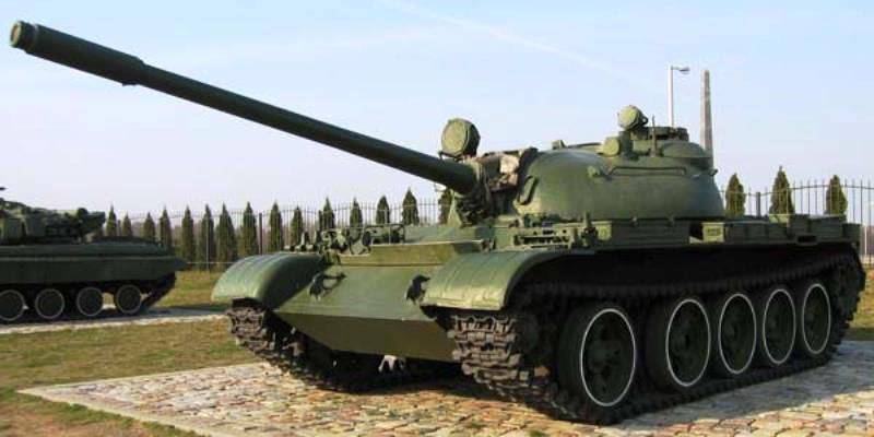Американское издание: в Восточной Европе можно легально купить советский танк за сущие копейки