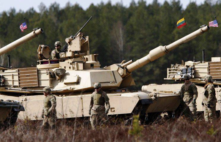 Литва и Эстония доложили Штатам о готовности принять тяжёлую военную технику