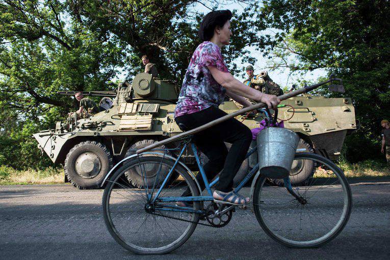 Столтенберг: из-за несоблюдения соглашений в Донбассе могут возобновиться полномасштабные бои
