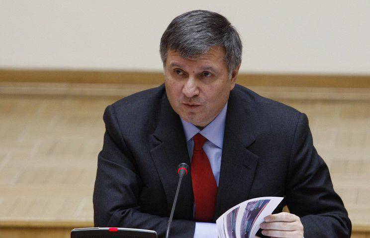 Украинский депутат: Глава МВД Украины Арсен Аваков отказался обсуждать конкретные факты коррупции