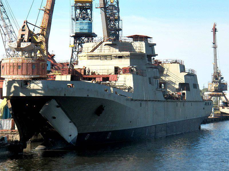 ВМФ РФ получит два больших десантных корабля типа «Иван Грен» вместо шести