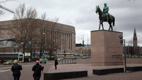 Финляндия разворачивает силы быстрого реагирования у границы с Россией