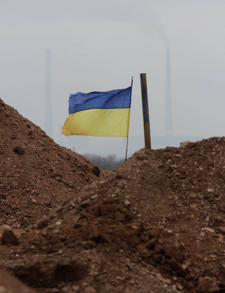 Яценюк: до воцарения мира на Украине «очень далеко», потому что Москва не выполняет минские договорённости