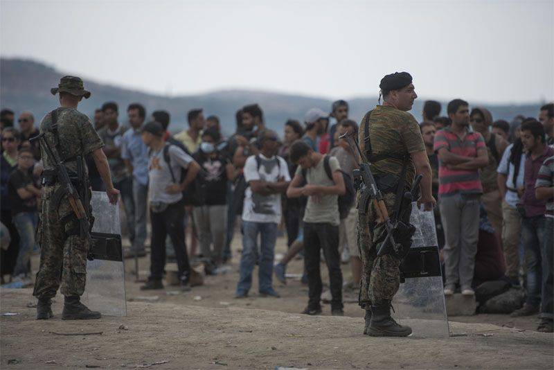 Македония ввела режим чрезвычайного положения на границе с Грецией