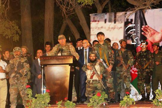 Вице-президент Афганистана генерал Дустум призвал Москву помочь Кабулу оружием в борьбе с боевиками "Исламского государства"