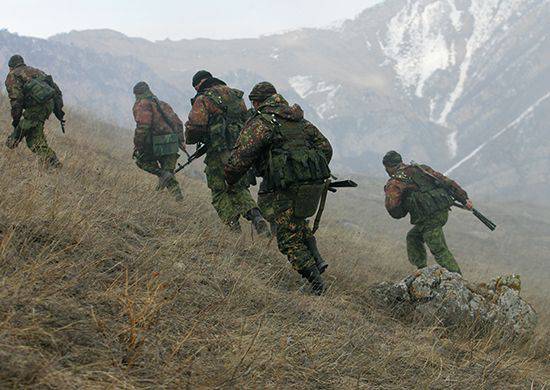 800 разведчиков прошли спецподготовку на горном полигоне в Северной Осетии