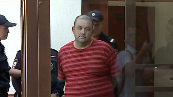 Разумова, вербовавшего сотрудников полиции РФ в ряды правосеков, приговорили к 7 годам колонии