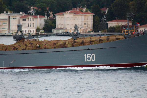 С начала августа российские корабли совершили 10 рейсов в Сирию с военной техникой на борту