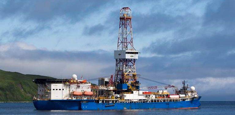 Пентагон: российский корабль-разведчик в Чукотском море приблизился к судну компании Shell