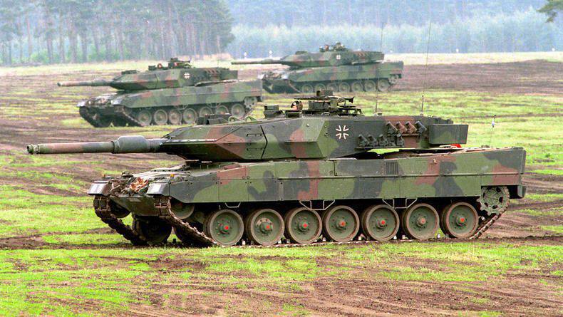 Российский танк «Армата» Т-14 против германского «Леопарда»: кто победит?