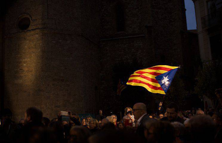 Большинство каталонцев выступили против отделения от Испании