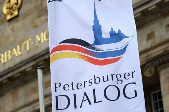 Немцы вернулись к «Петербургскому диалогу», но не вернули ему смысл