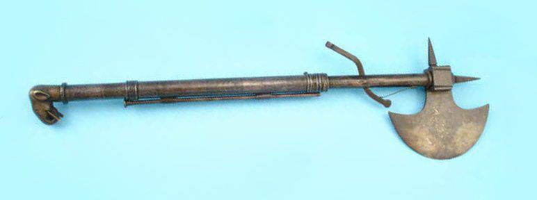 Индийский боевой топор — стилет — фитильный пистолет середины 18 века