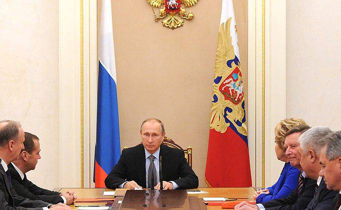 Владимир Путин поддержал предложение директора ФСБ о приостановке выполнения рейсов российских авиакомпаний в Египет