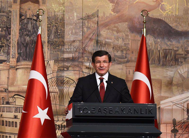 Турецкий премьер объявил, что сирийским беженцам мешает вернуться Башар Асад