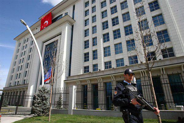 Турция решила призвать Совбез ООН рассмотреть вопрос об "авиаударах российских ВКС по сирийским туркменам"