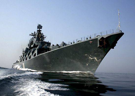 В Индийский океан вышел отряд кораблей ТОФ РФ во главе с ракетным крейсером "Варяг"