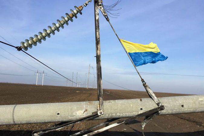 Разрушение опор ЛЭП привело к сбоям на атомных электростанциях Украины