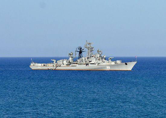 Об инциденте с российским военным кораблём и турецким сейнером в Эгейском море