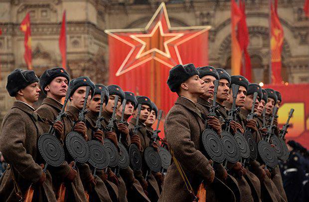 Рожденная революцией: как у Красной армии появилась красная звезда