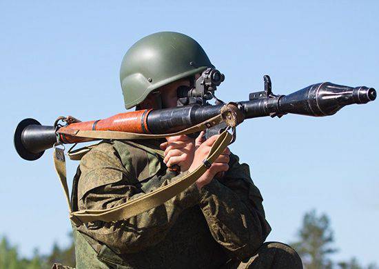 Учения мотострелков и гранатомётчиков в Южном военном округе