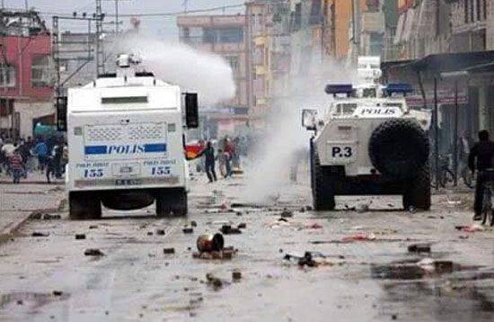 Жители востока Турции вынуждены покидать свои дома из-за операции, проводимой Анкарой в отношении курдского населения