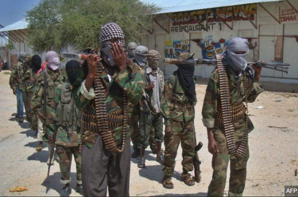 Боевики "Аш-Шабаб" взяли под свой контроль базу миротворцев в Сомали, убив не менее 60 военнослужащих