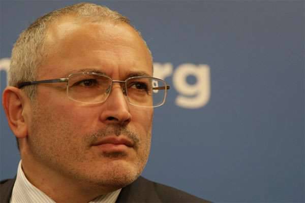 Внесёт ли Интерпол по запросу России в список разыскиваемых преступников Михаила Ходорковского?