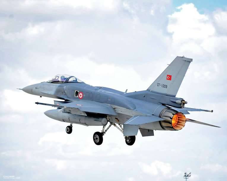 Турецкие и саудовские самолёты начали совместное учение в центральной Турции